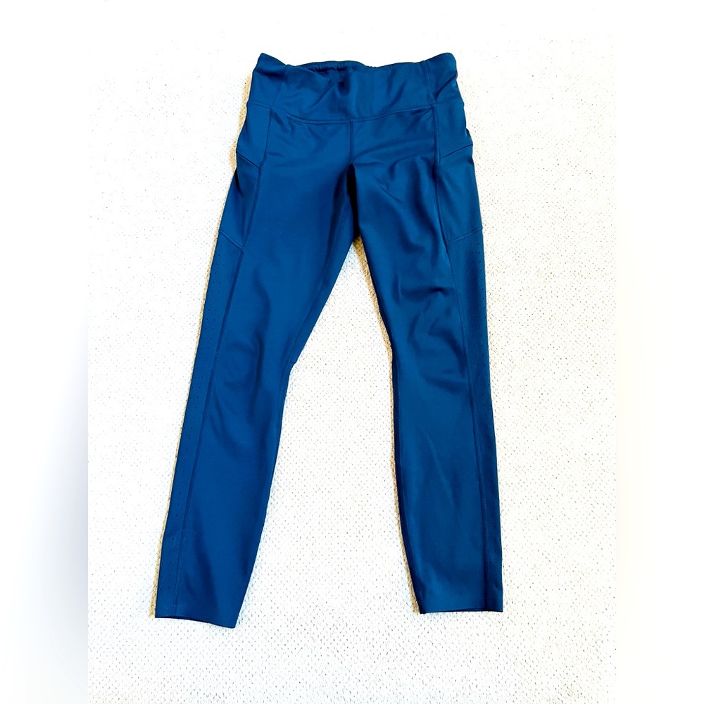 Athleta Women’s Size Small Navy Blue Pull On Athletic Cropped Leggings Yoga Pant